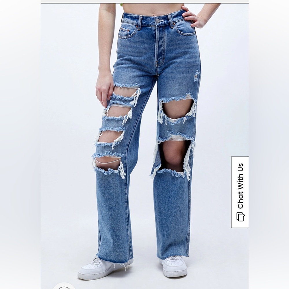 Boyfriend ripped jeans